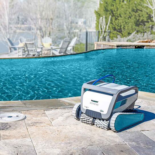 MAYTRONICS ROBOT NETTOYEUR DOLPHIN ACTIVE 60 AVEC CHARIOT , WI-FI ,ETC...( MUR, FOND ET LIGNE D'EAU )- 99996614-US - Piscines Geyser