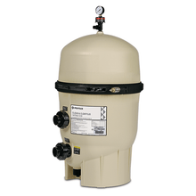 PENTAIR FILTRE A CARTOUCHES CLEAN & CLEAR PLUS 420 pi. CALIFORNIE. RESERVOIR PLYPROPYLENE RENFORCE - 160301 - Piscines Geyser